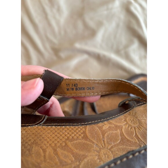B.O.C. Brown Strappy Sandals size 11 - Picture 5 of 6